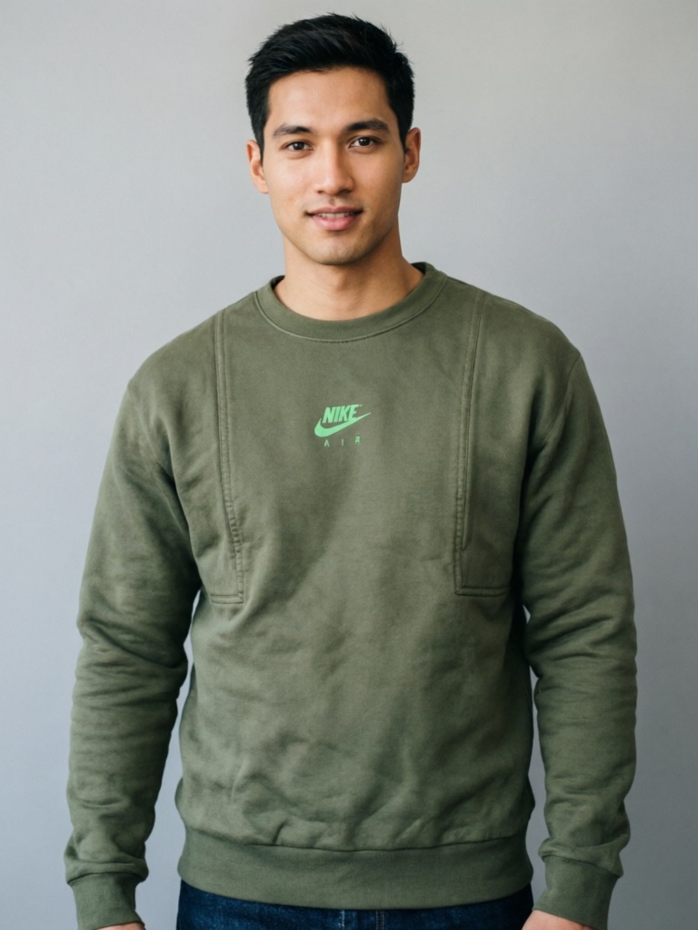Nike Air Olive Green Crewneck Sweatshirt Size Medium